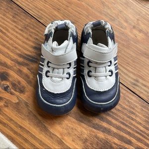 COPY - Robeez bundle infant shoes euc size 5